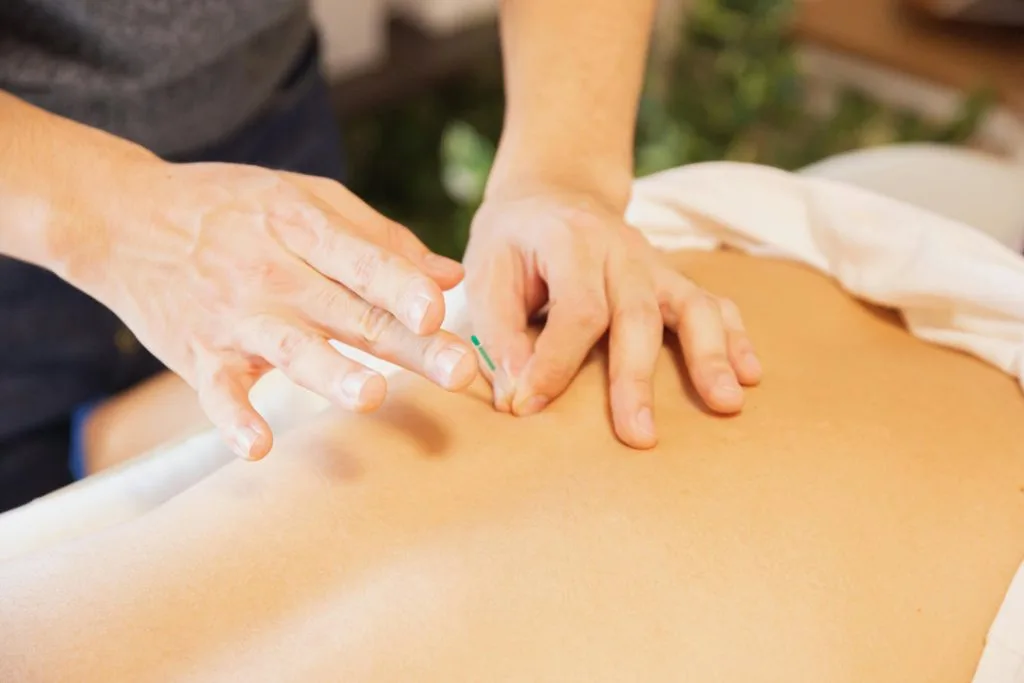 Acubiosis Website Carousel Back Pain Treatment